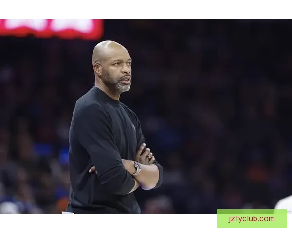 战绩连连下滑莫斯利或将下课魔术锁定前冠军主帅马龙